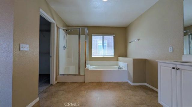 9053 Calico Court, Oak Hills, CA 92344