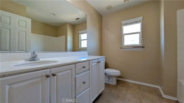 9053 Calico Court, Oak Hills, CA 92344