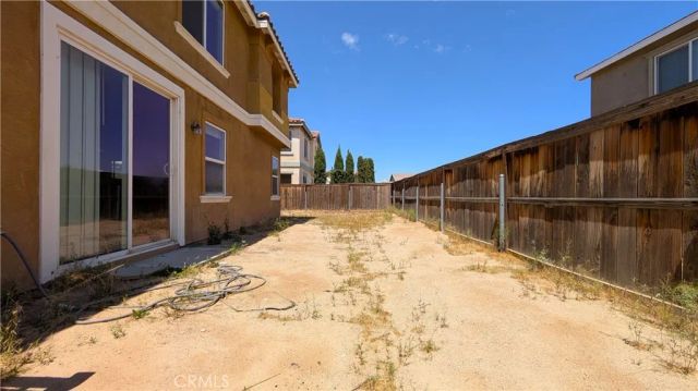 9053 Calico Court, Oak Hills, CA 92344