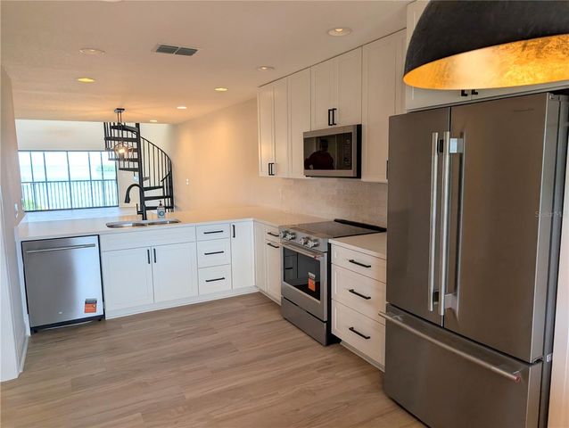 3850 MARINERS WALK 723, Cortez, FL 34215