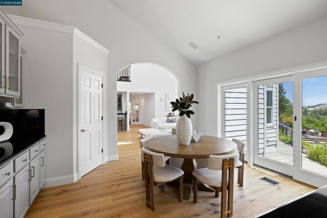 78 Scenic Dr, Orinda, CA 94563