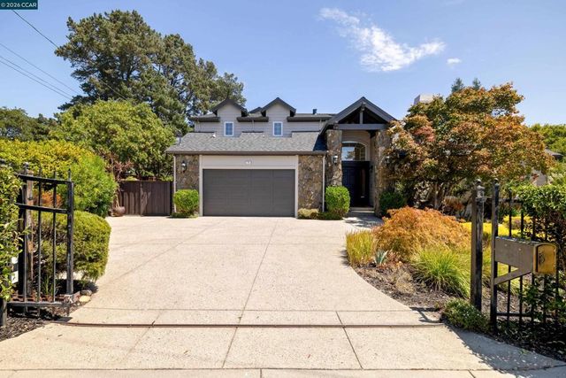 78 Scenic Dr, Orinda, CA 94563