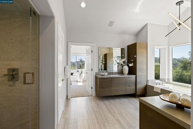 78 Scenic Dr, Orinda, CA 94563