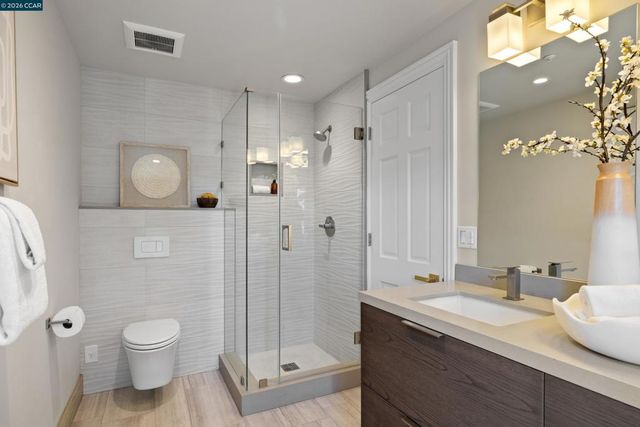 78 Scenic Dr, Orinda, CA 94563