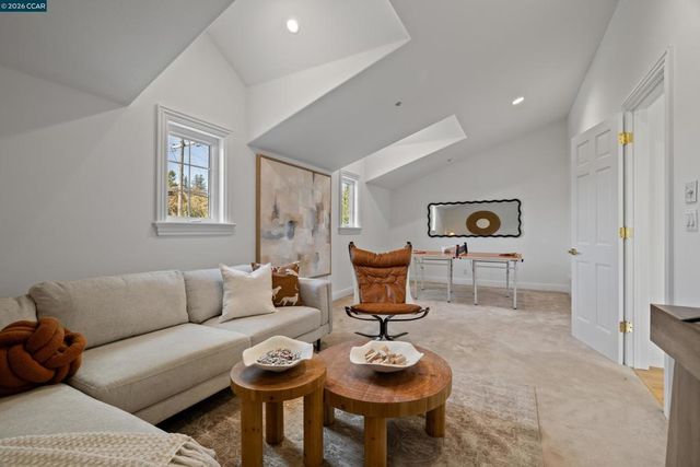 78 Scenic Dr, Orinda, CA 94563