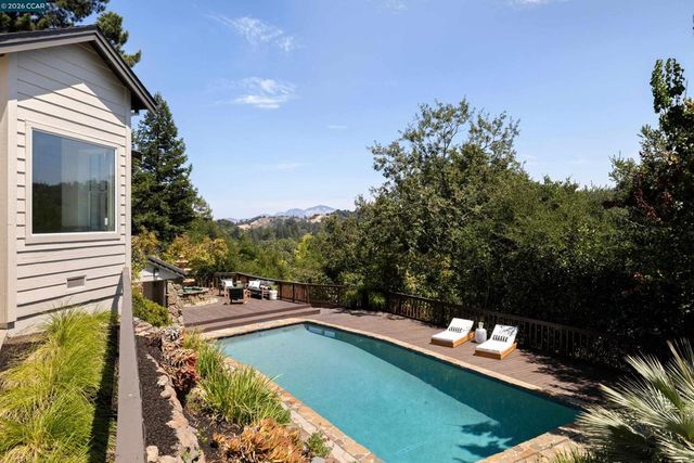 78 Scenic Dr, Orinda, CA 94563