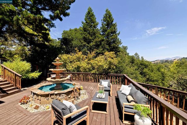 78 Scenic Dr, Orinda, CA 94563