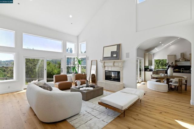 78 Scenic Dr, Orinda, CA 94563