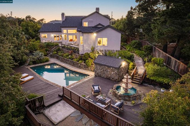 78 Scenic Dr, Orinda, CA 94563