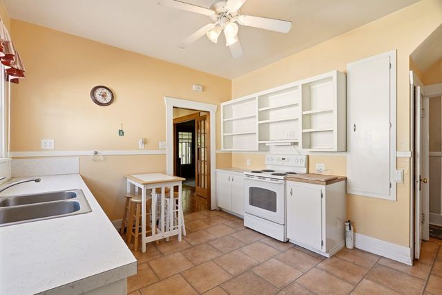 1018 E Sharp Ave, Spokane, WA 99216