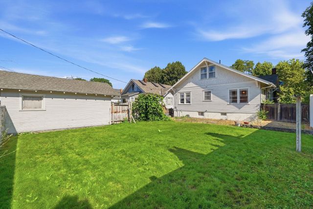 1018 E Sharp Ave, Spokane, WA 99216