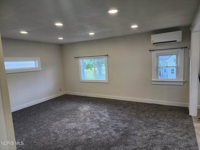 115 N Wilmont Street, Sherwood, OH 43556