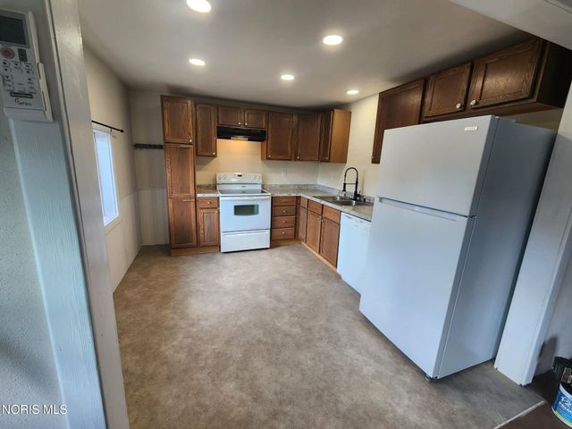 115 N Wilmont Street, Sherwood, OH 43556
