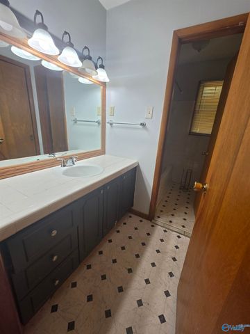 2801 Brett Road, Huntsville, AL 35810