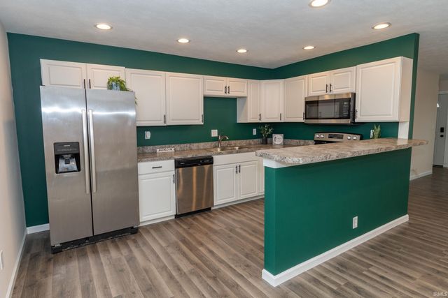 4550 Macdougall Court, South Bend, IN 46614