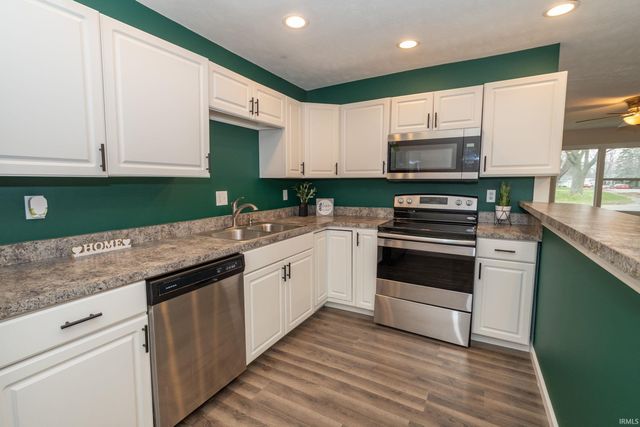 4550 Macdougall Court, South Bend, IN 46614