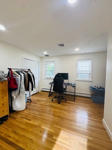 86 Wood End Lane, Medfield, MA 02052