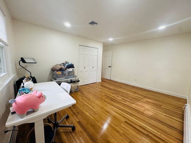 86 Wood End Lane, Medfield, MA 02052