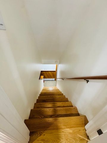 86 Wood End Lane, Medfield, MA 02052