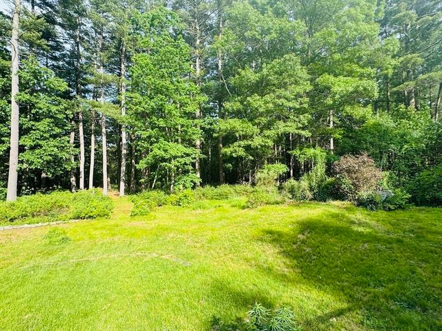 86 Wood End Lane, Medfield, MA 02052