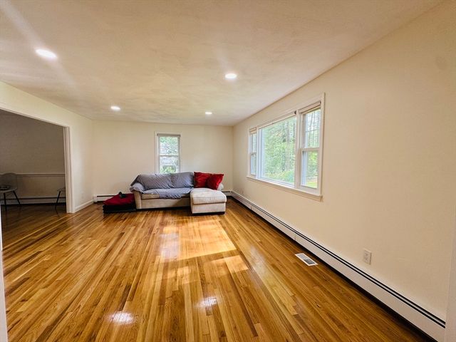 86 Wood End Lane, Medfield, MA 02052