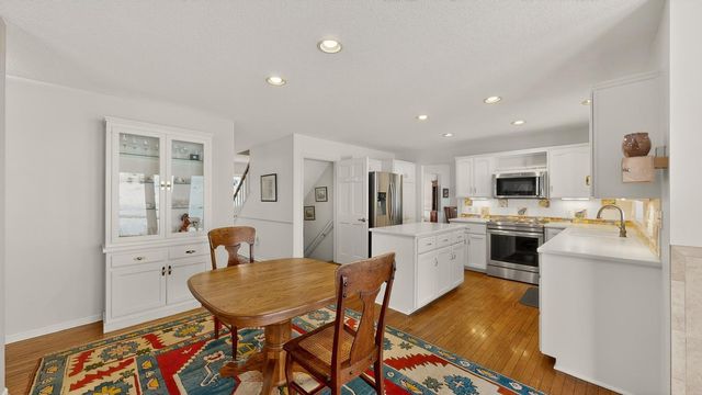 1329 Woodland Drive SW, Rochester, MN 55902