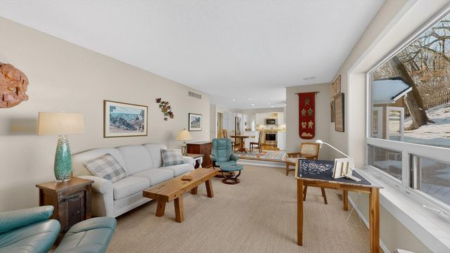 1329 Woodland Drive SW, Rochester, MN 55902