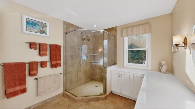 1329 Woodland Drive SW, Rochester, MN 55902