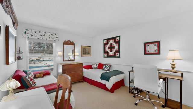 1329 Woodland Drive SW, Rochester, MN 55902