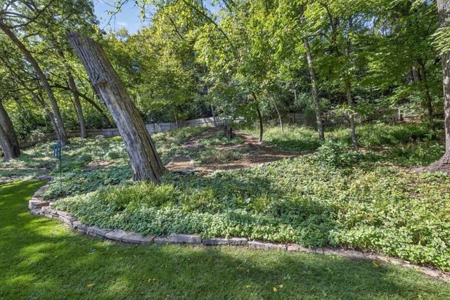 1329 Woodland Drive SW, Rochester, MN 55902