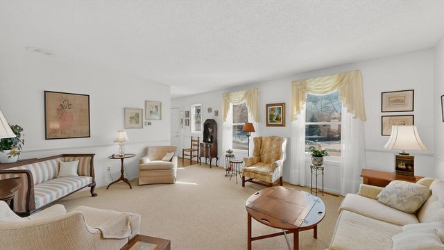 1329 Woodland Drive SW, Rochester, MN 55902