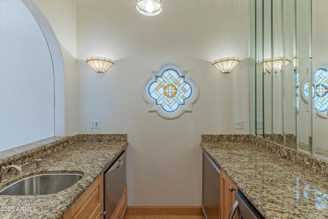 8262 E VISTA DE VALLE --, Scottsdale, AZ 85255