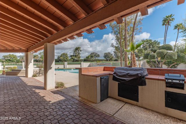 8262 E VISTA DE VALLE --, Scottsdale, AZ 85255