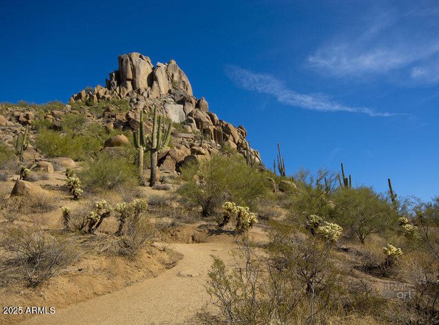 8262 E VISTA DE VALLE --, Scottsdale, AZ 85255