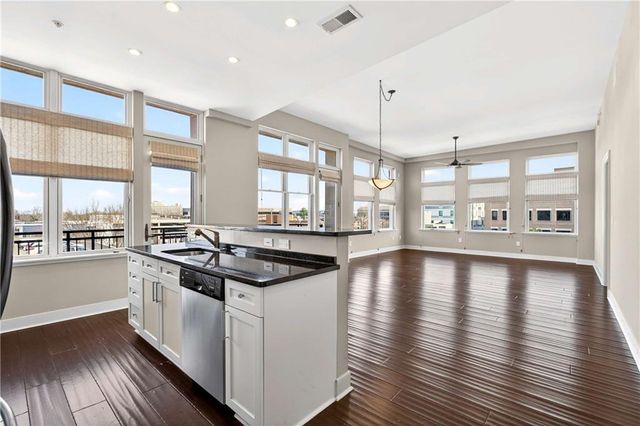 201 W Ponce De Leon Avenue 702, Decatur, GA 30030