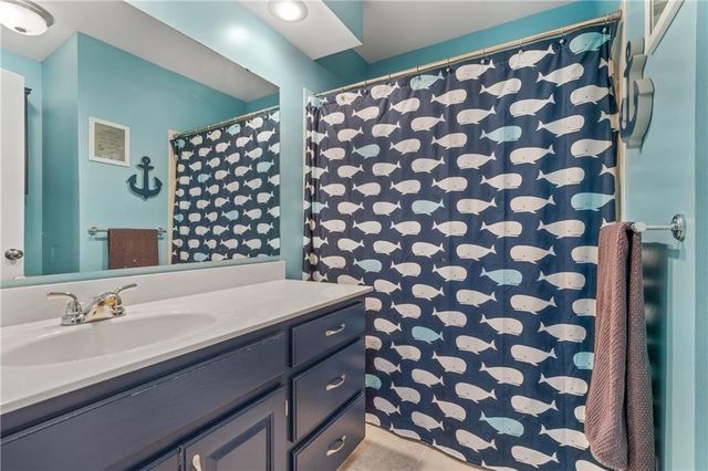 14827 S Navaho Drive, Olathe, KS 66062