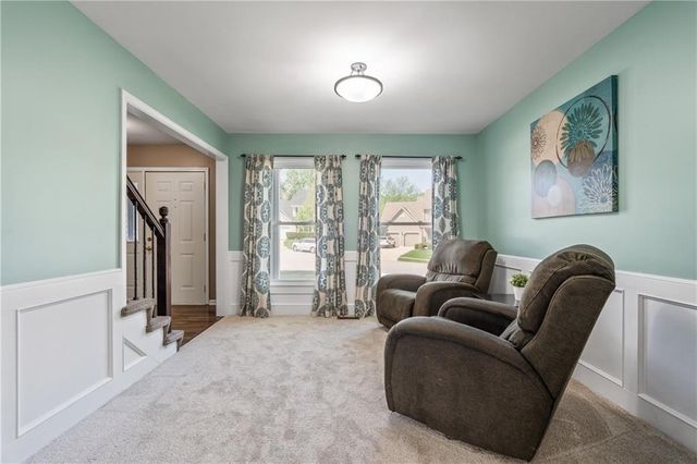 14827 S Navaho Drive, Olathe, KS 66062