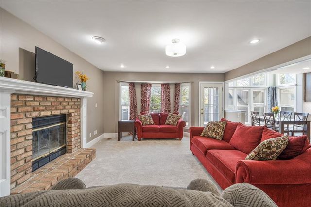 14827 S Navaho Drive, Olathe, KS 66062
