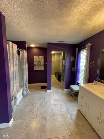 5721 Skipping Stone Drive, Indianapolis, IN 46237