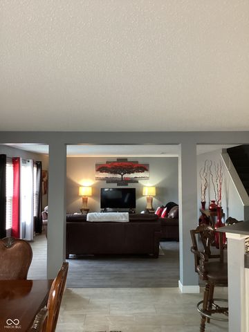 5721 Skipping Stone Drive, Indianapolis, IN 46237