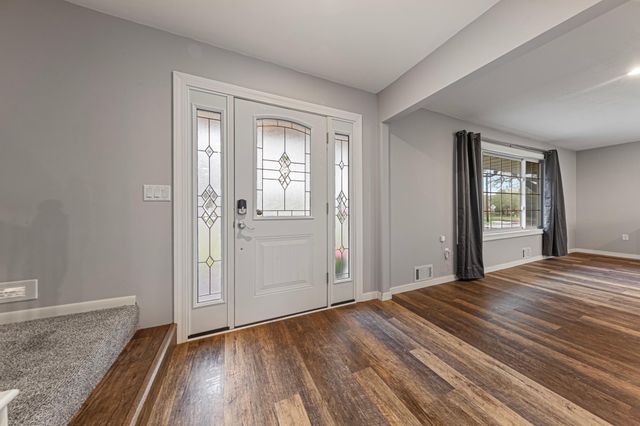 1110 Anderson Drive, Mankato, MN 56001
