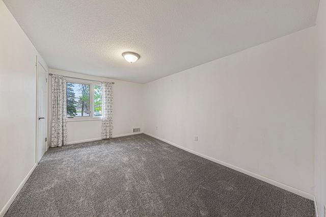 1110 Anderson Drive, Mankato, MN 56001