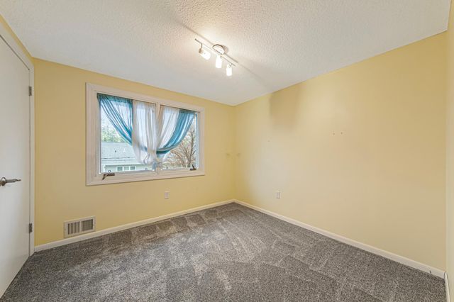 1110 Anderson Drive, Mankato, MN 56001