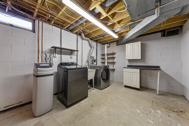 1110 Anderson Drive, Mankato, MN 56001