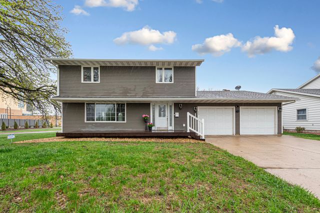 1110 Anderson Drive, Mankato, MN 56001