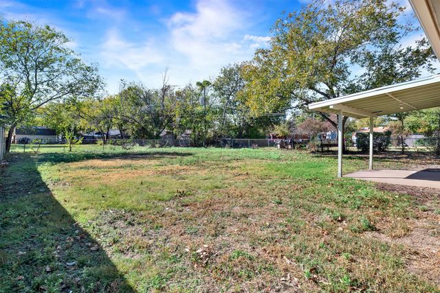 363 Mustang Drive, Saginaw, TX 76179