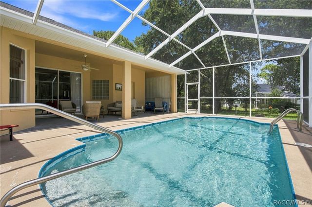 2168 W Begonia Drive, Beverly Hills, FL 34465