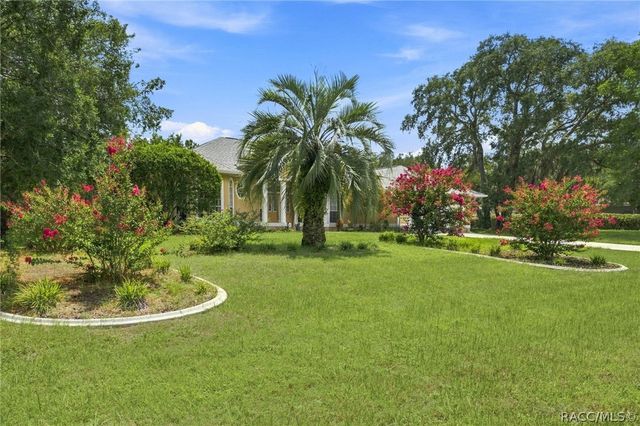 2168 W Begonia Drive, Beverly Hills, FL 34465