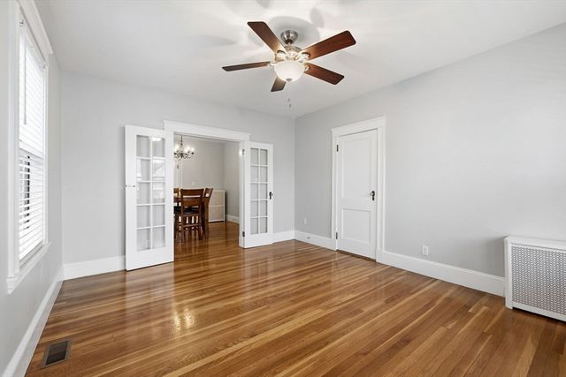 40 County St 1, Peabody, MA 01960