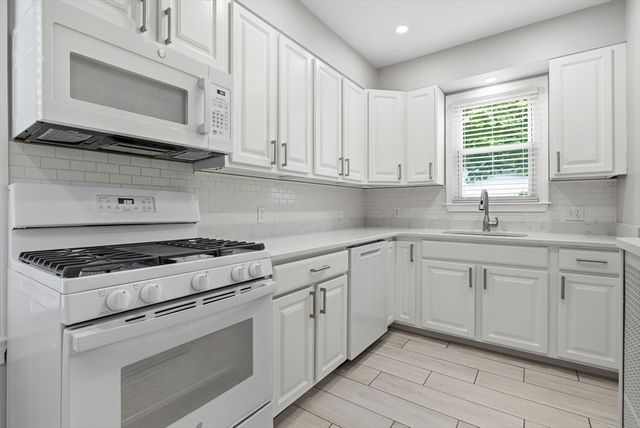 40 County St 1, Peabody, MA 01960
